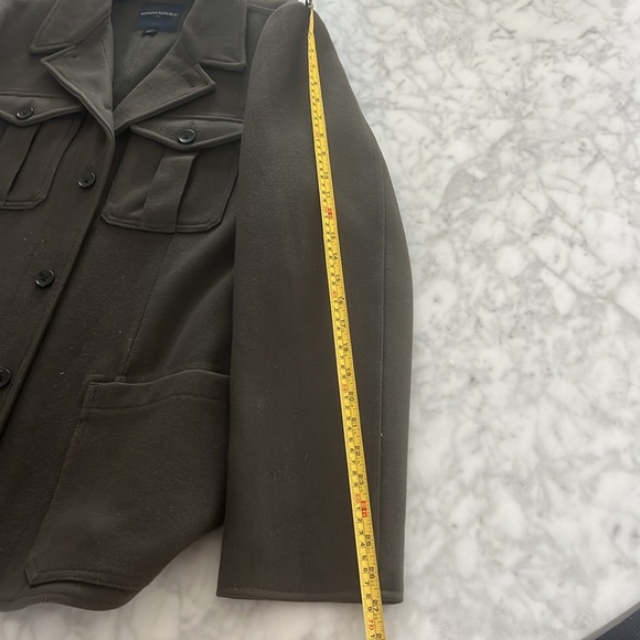 Banana republic, pea coat, army green like new condition - Picture 7 of 8